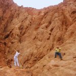 Turistas en camino de los colorados, Purmamarca, Jujuy