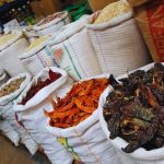 Bolivia, picantes en el mercado