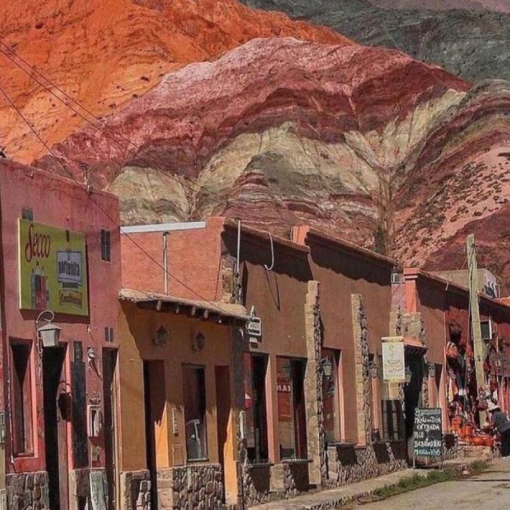 Calles de Purmamarca, lugar del Cerro 7 Colores, Jujuy